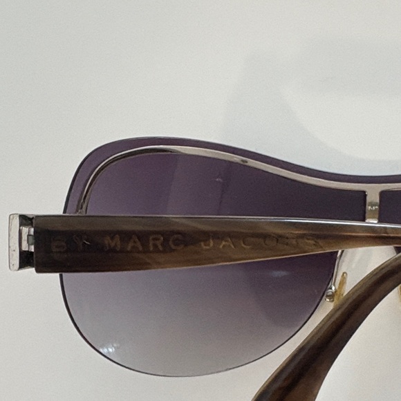 Marc Jacob’s Purple Sunglasses - Picture 2 of 6